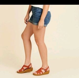 Korks Womens Brown Fallon Chunky Criss Cross Leather Chunky Sandal 8